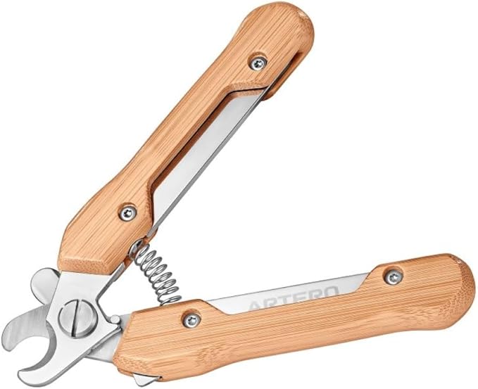 Artero Sasha Ergo Nail Clipper M, brown