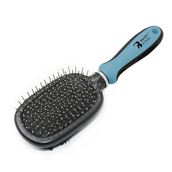 Baxter & Bella (Combination pin/bristle brush for cats)