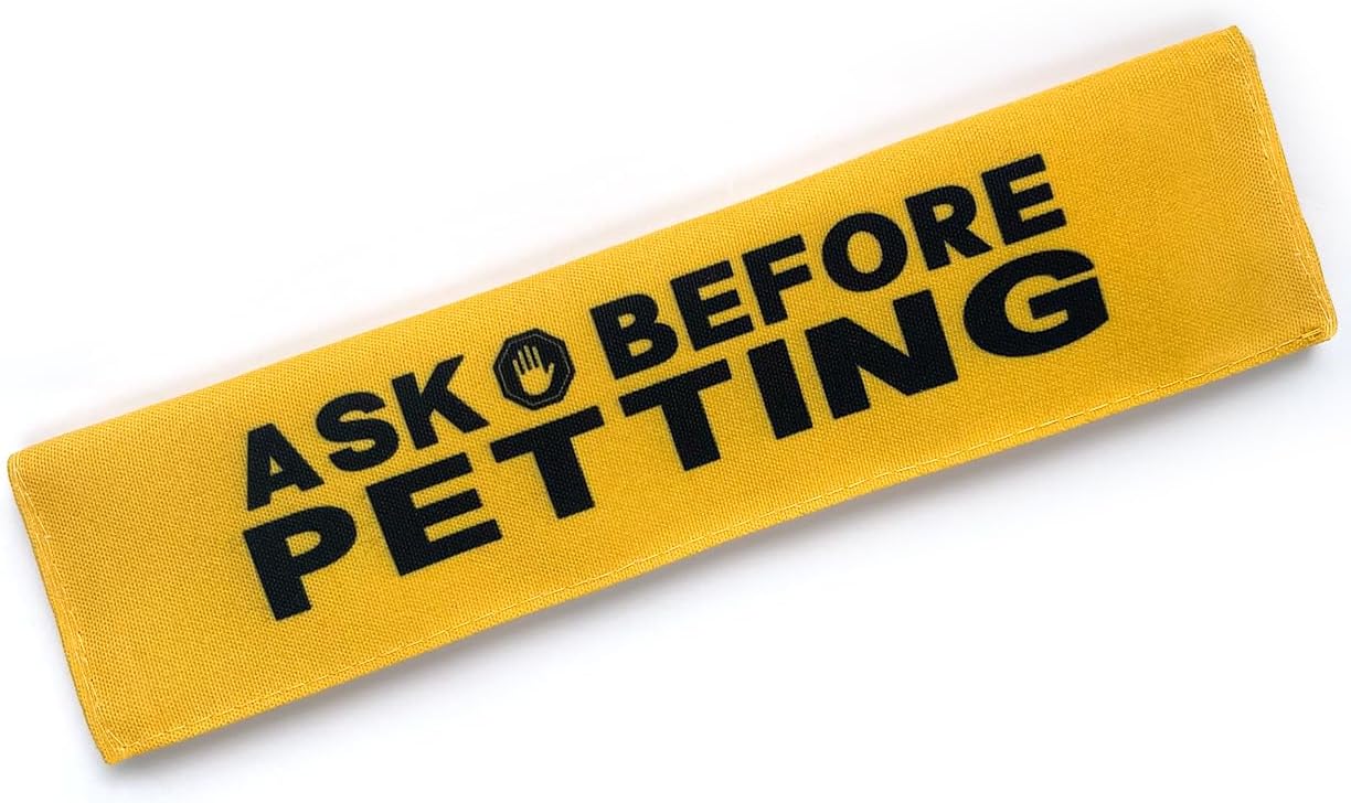 Ask Before Petting Dog Leash Sleeve, Yellow Training Alert Reactive Dog Tags Dog Leash Sleeve Alert Hanging ID Patch Tag, Pet Dog Birthday Service Dog Leash Gift for Dog Owners