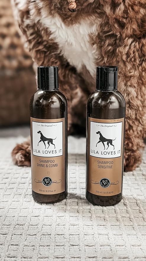 Shampoo Sensitive for Dogs - Dog Shampoo with Aloe Vera, Almond Oil, Calendula and Camomile, moisturizing, Soothing and Gentle, 250 ml