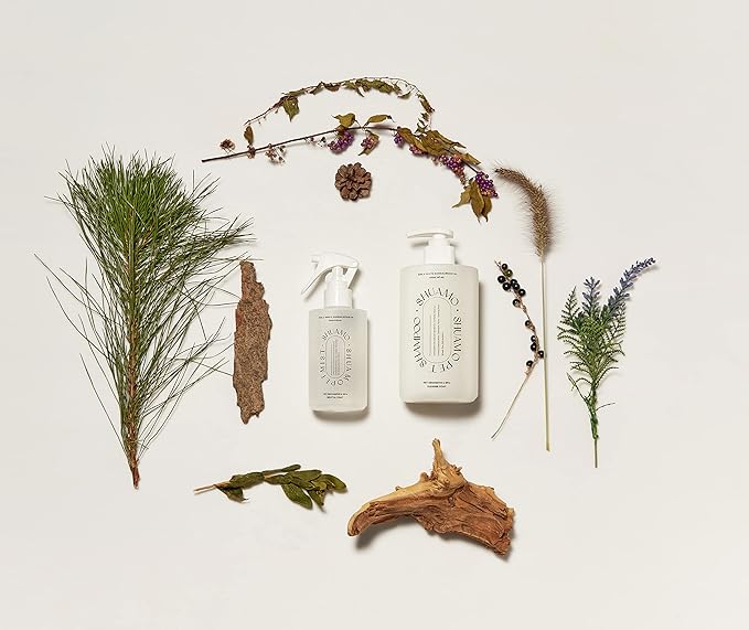 Natural Pet Shampoo – Moisturizing & Gentle Wash with 8 Plant Extracts, EWG Green Certified, Sulfate-Free, Paraben-Free, Refreshing Woody Scent 480ml