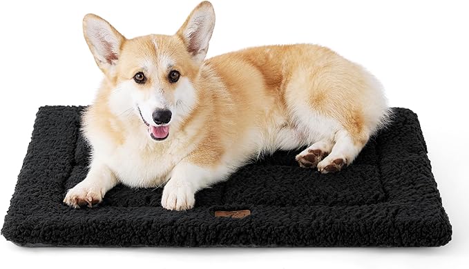 Bedsure Washable Dog Crate Bed for Medium Dogs, Reversible Foam Floor Dog Mat, Lightweight Travel Flat Pet Beds for Indoor & Outdoor Dogs (29" x 21", Black)