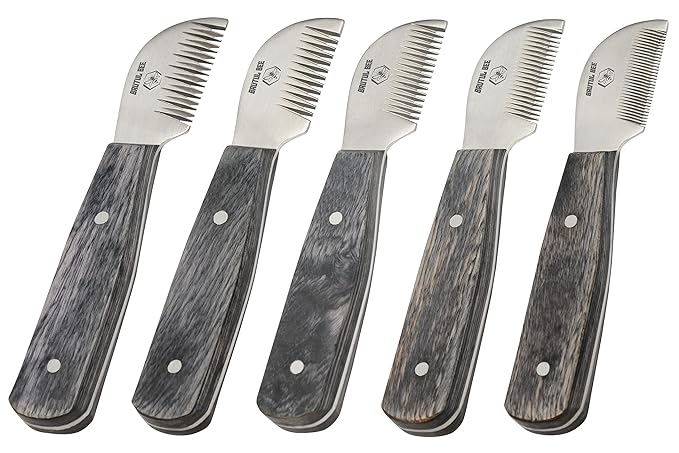 Bee Dog Grooming Coat Stripping Knife Stripper Trimmer Tool Wooded Handle Stripping Knives Set of 5 in Stainless Steel Non-Slip Tools for Grooming Dogs (BLACK)